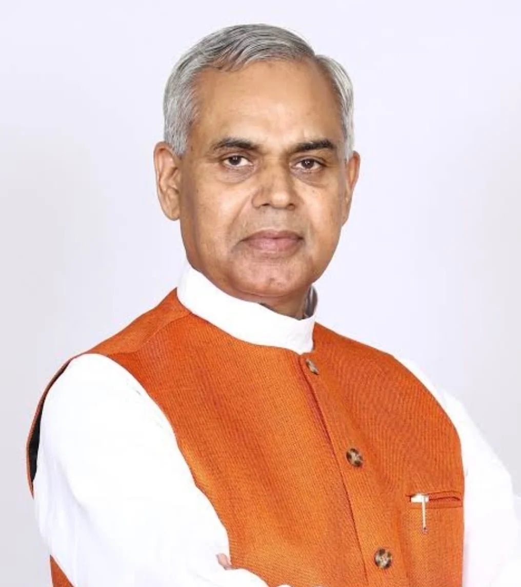 Hon. Acharya Devvrat